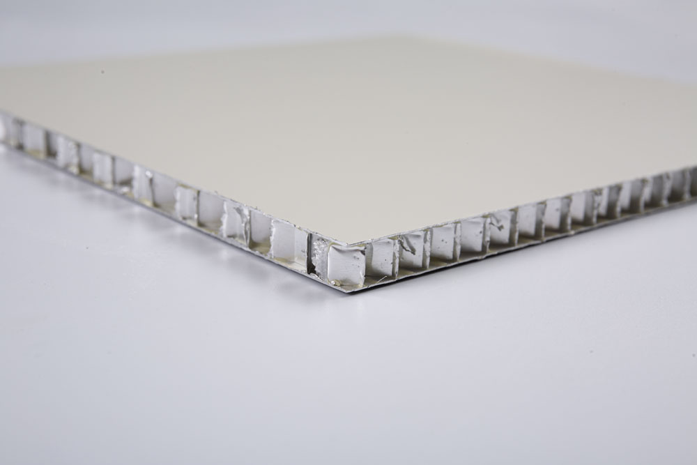 9mm吊顶铝蜂窝板纤柔白（厚款）